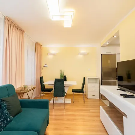 Apartment Kalinowe By Bookinghost *