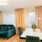 Appartement Kalinowe By Bookinghost
